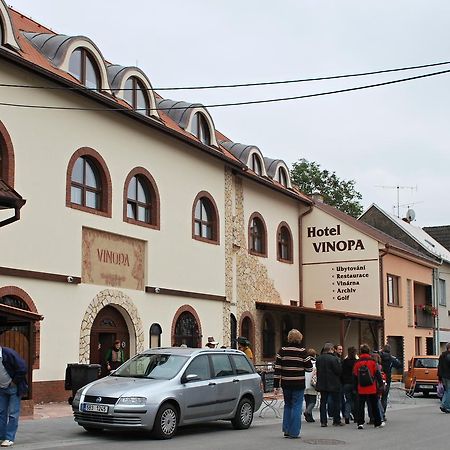 Hotel Vinopa Hustopeče Eksteriør billede