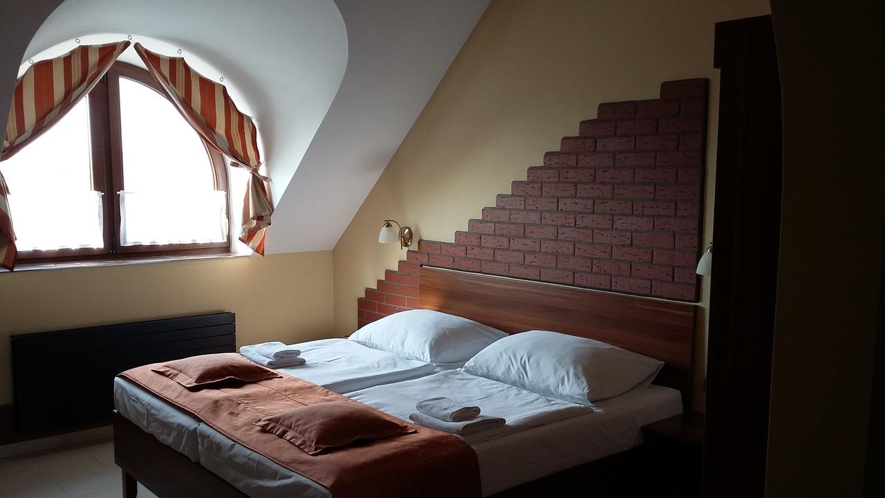 Hotel Vinopa Hustopeče Eksteriør billede